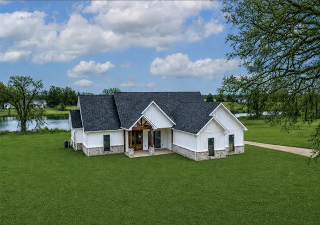 Homes for sale in Saltillo, TX | 3826 Fm 900, Saltillo, TX 75478 | MLS# 21180681