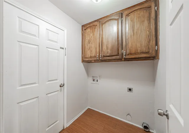 Photo 40 of Single family home for sale at 4218 Mojave Dr, Granbury, TX 76049 | MLS# 21180532 | Listing updated on 2026-09-02