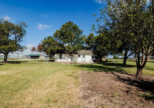 Homes for sale in Malone, TX | 202 N Sycamore, Malone, TX 76660 | MLS# 21180646