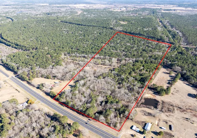 Photo 6 of Land for sale at 00000 N Us Hwy 79, Palestine, TX 75801 | MLS# 21180581 | Listing updated on 2026-07-22