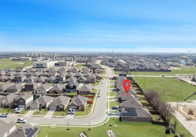 Homes for sale in Van Alstyne, TX | 813 Williams Wy, Van Alstyne, TX 75495 | MLS# 21180920