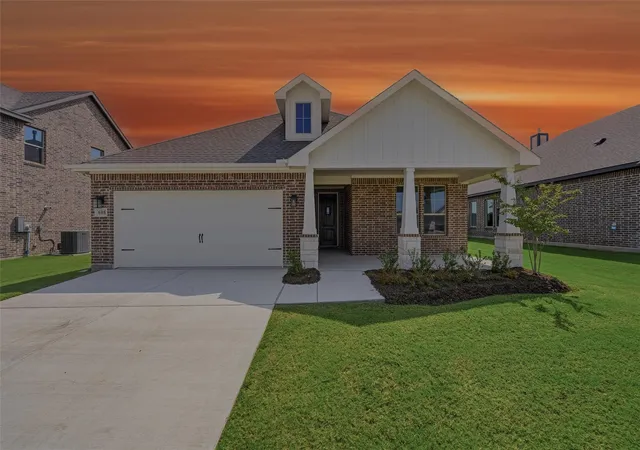 Photo 1 of Single family home for sale at 608 Sand Piper Ln, Anna, TX 75409 | MLS# 21181298 | Listing updated on 2026-09-18