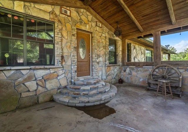 Homes for sale in Hughes Springs, TX | 2711 Fm 250 N, Hughes Springs, TX 75656 | MLS# 21181331