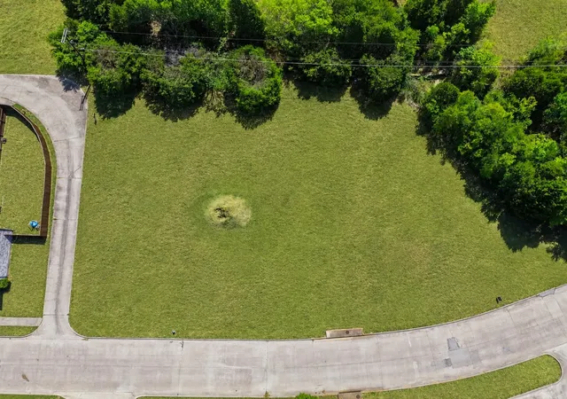 Photo 2 of Land for sale at 700 Winding Creek Dr, Mesquite, TX 75149 | MLS# 21181393 | Listing updated on 2026-10-05