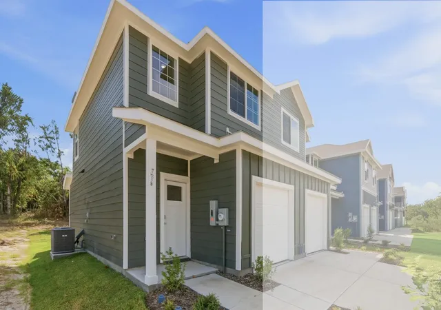 Photo 2 of Townhouse for sale at 736 Stonewood Dr, Sulphur Springs, TX 75482 | MLS# 21181631 | Listing updated on 2026-09-02