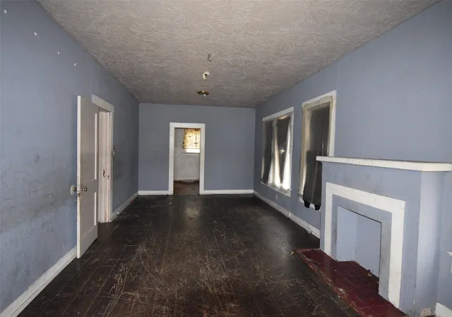 Photo 3 of Single family home for sale at 3121 Hollywood Ave, Shreveport, LA 71108 | MLS# 21178833 | Listing updated on 2026-08-28