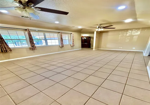 Photo 4 of House for sale at 1340 N Us Hwy 281, Hamilton, TX 76531 | MLS# 21179407 | Listing updated on 2026-09-15