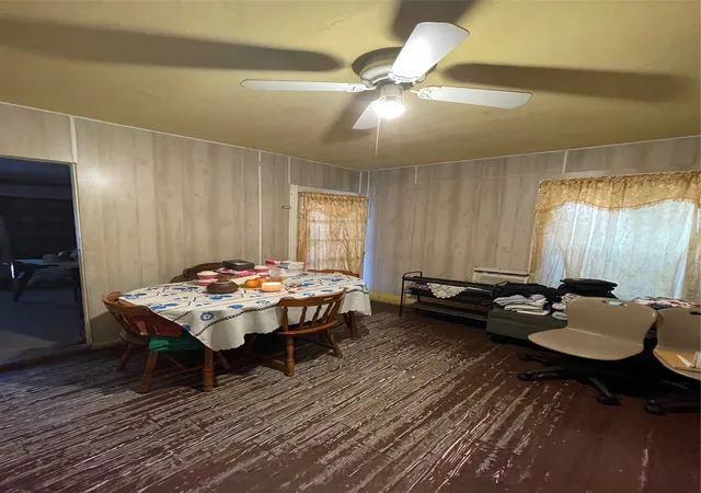 Photo 3 of Sale Pending at 607 Neches St, Dallas, TX 75208 | MLS# 21181820 | Listing updated on 2026-07-16