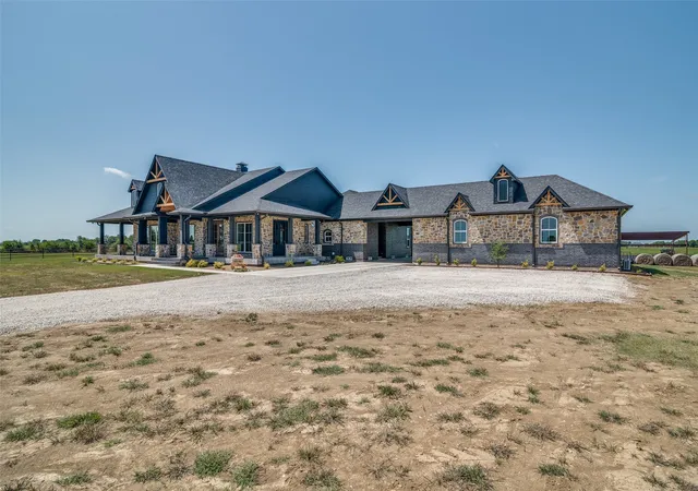Photo 2 of Single family home for sale at 1010 Vz County Road 3415 #Tract 2, Wills Point, TX 75169 | MLS# 21181654 | Listing updated on 2026-09-16