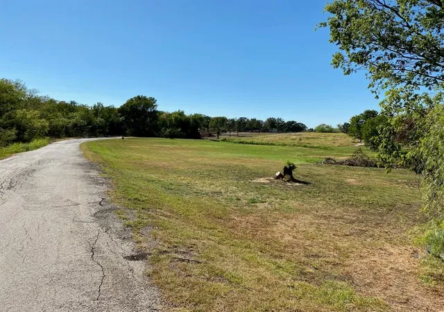 Photo 4 of Land for sale at Lot 48 Se Cr 3121, Corsicana, TX 75109 | MLS# 21178957 | Listing updated on 2026-08-04