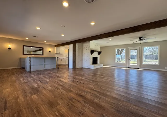 2nd image of 55 Se 31st St, Paris, TX 75461 | MLS# 21181502