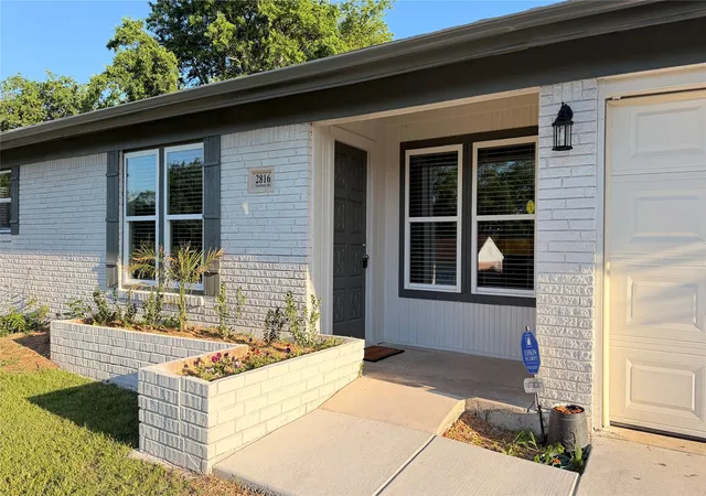Photo 3 of Sale Pending at 2816 Gardenia St, Fort Worth, TX 76119 | MLS# 21181996 | Listing updated on 2026-09-21