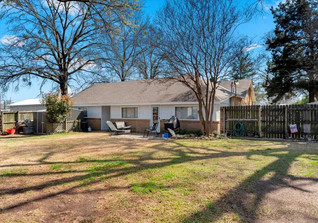 Homes for sale in Mt Pleasant, TX | 1702 W 1st St, Mt Pleasant, TX 75455 | MLS# 21182024