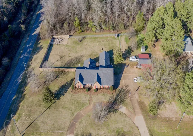 Photo 1 of Single family home for sale at 111 White Rd, Frierson, LA 71027 | MLS# 21182469 | Listing updated on 2026-08-28