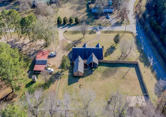 Photo 2 of Single family home for sale at 111 White Rd, Frierson, LA 71027 | MLS# 21182469 | Listing updated on 2026-08-28
