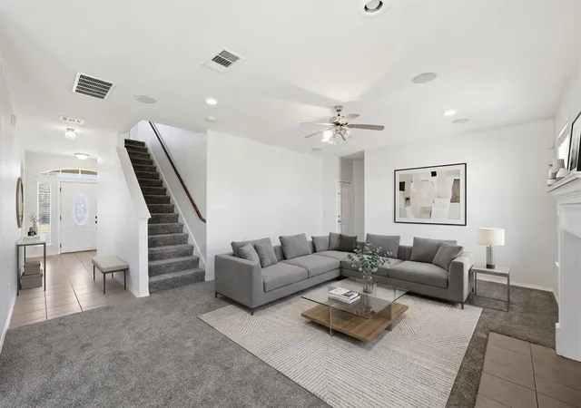 Photo 3 of Single family home for sale at 6717 Mundo Dr, Waco, TX 76712 | MLS# 21182554 | Listing updated on 2026-08-29