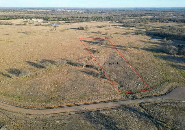 Homes for sale in Dike, TX | 3512 County Rd, Dike, TX 75437 | MLS# 21162335