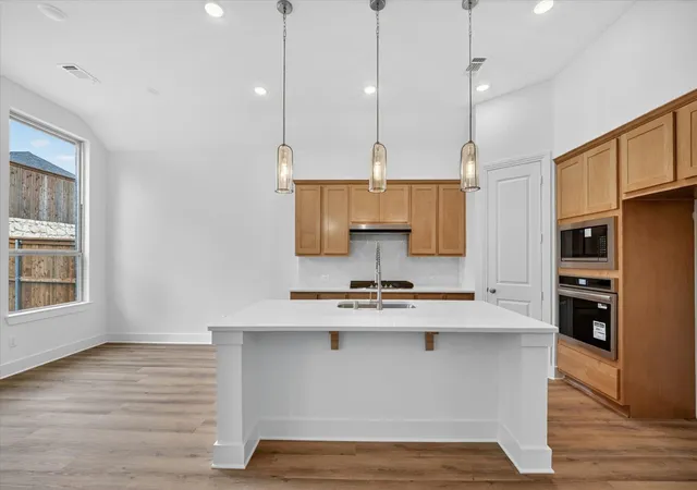 Photo 2 of Single family home for sale at 5028 Westhaven Cir, Denison, TX 75020 | MLS# 21182668 | Listing updated on 2026-08-24