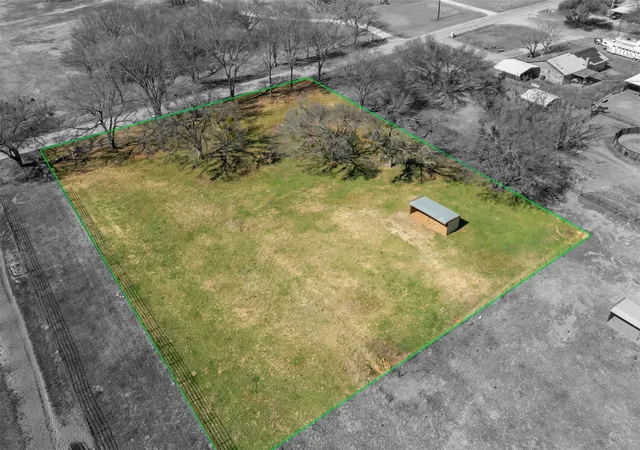 Homes for sale in Springtown, TX | 700 Gilliland Rd, Springtown, TX 76082 | MLS# 21183137