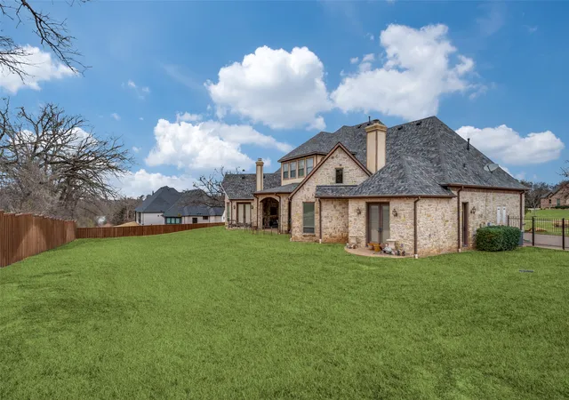 Homes for sale in Oak Point, TX | 141 W Waters Edge Wy, Oak Point, TX 75068 | MLS# 21180843