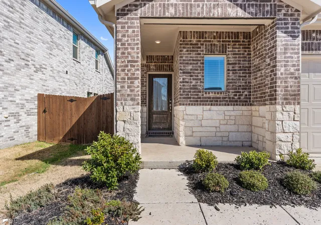 Photo 3 of Sale Pending at 206 Mountain Meadow Ln, Mc Kinney, TX 75071 | MLS# 21180313 | Listing updated on 2026-07-07