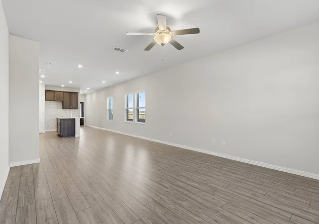 Photo 4 of Sale Pending at 206 Mountain Meadow Ln, Mc Kinney, TX 75071 | MLS# 21180313 | Listing updated on 2026-07-07