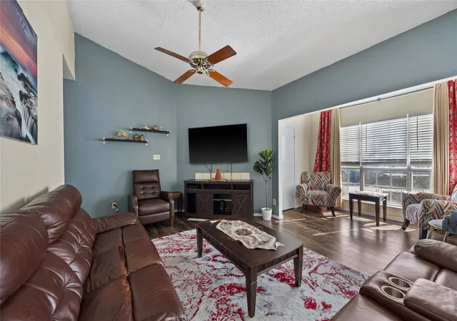 5th image of 4115 Esters Rd #710, Irving, TX 75038 | MLS# 21182377