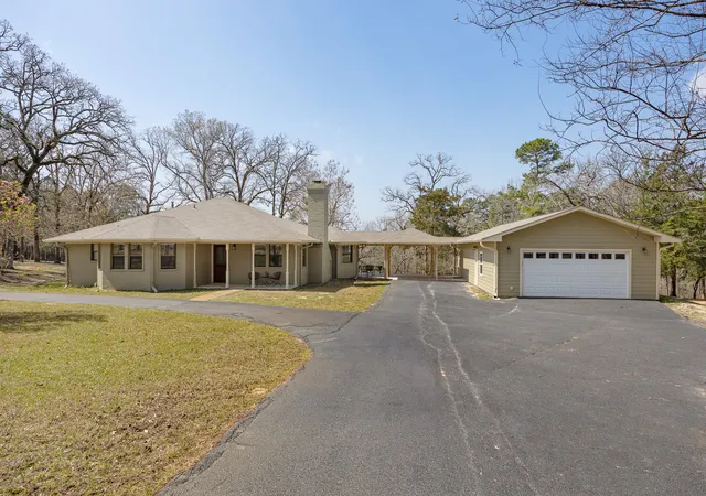 Photo 4 of Single family home for sale at 230 Cr 3191, Frankston, TX 75763 | MLS# 21183753 | Listing updated on 2026-08-29