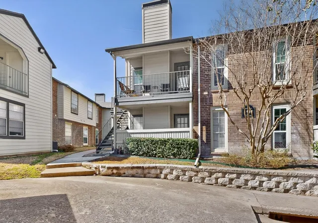Homes for sale in Dallas, TX | 5981 Arapaho Rd #901, Dallas, TX 75248 | MLS# 21182843