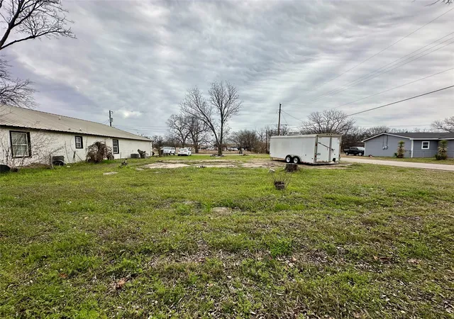 Homes for sale in Cleburne, TX | 1101 N Border St, Cleburne, TX 76031 | MLS# 21184207