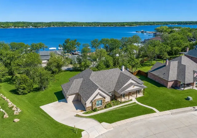 Photo 1 of Single family home for sale at 3616 Overlook Manor, Weatherford, TX 76087 | MLS# 21181789 | Listing updated on 2026-08-28