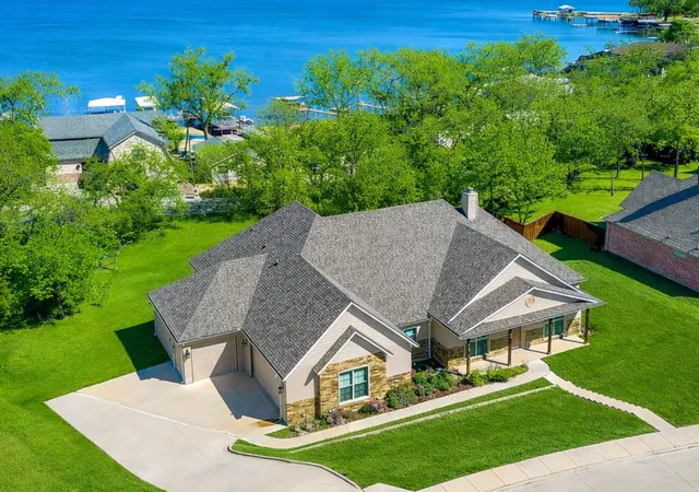Photo 2 of Single family home for sale at 3616 Overlook Manor, Weatherford, TX 76087 | MLS# 21181789 | Listing updated on 2026-08-28