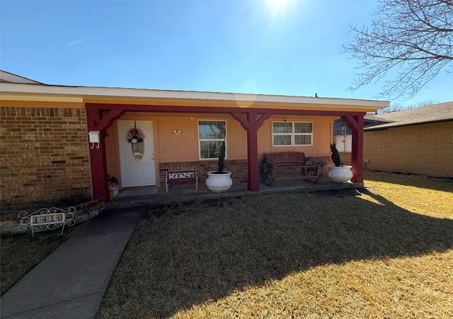Photo 2 of Single family home for sale at 1410 Bowie St, Garland, TX 75042 | MLS# 21184286 | Listing updated on 2026-07-14