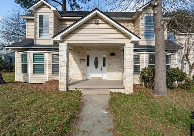 Homes for sale in Tyler, TX | 627 W 2nd St, Tyler, TX 75701 | MLS# 21184502