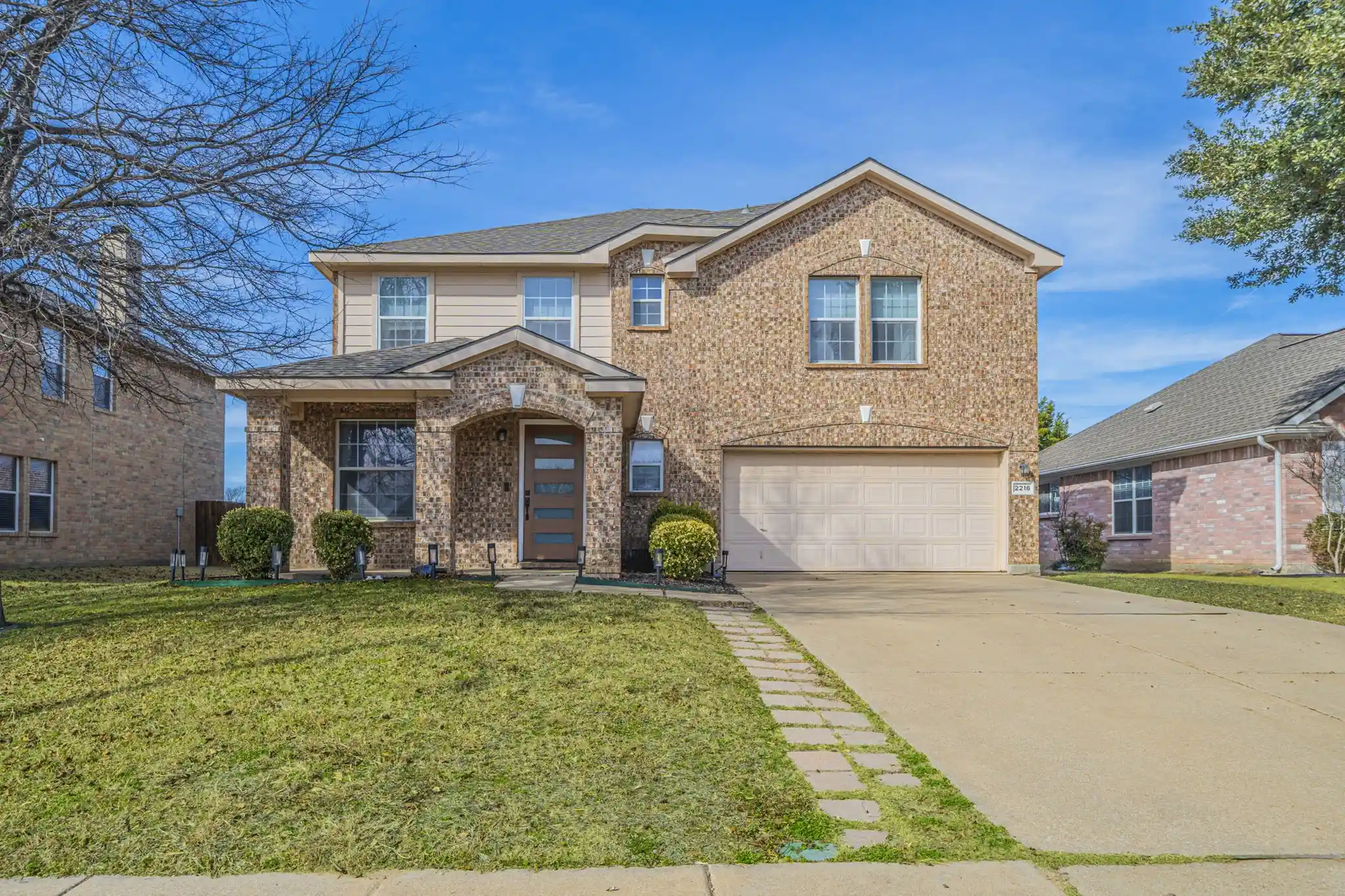 Photo 1 of Single family home for sale at 2216 La Salle Trail, Grand Prairie, TX 75052 | MLS# 21181039 | Listing updated on 2026-10-09