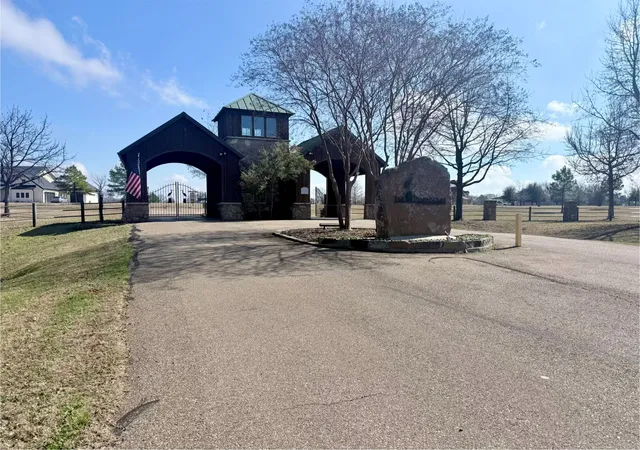 Homes for sale in Mount Pleasant, TX | 257 Private Road 2713, Mount Pleasant, TX 75455 | MLS# 21179884