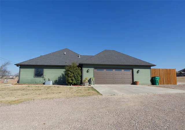 Homes for sale in Muenster, TX | 700 N Mesquite St, Muenster, TX 76252 | MLS# 21179043