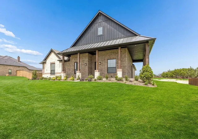 Photo 3 of Sale Pending at 4811 Bonanza Dr, Midlothian, TX 76065 | MLS# 21184667 | Listing updated on 2026-07-06