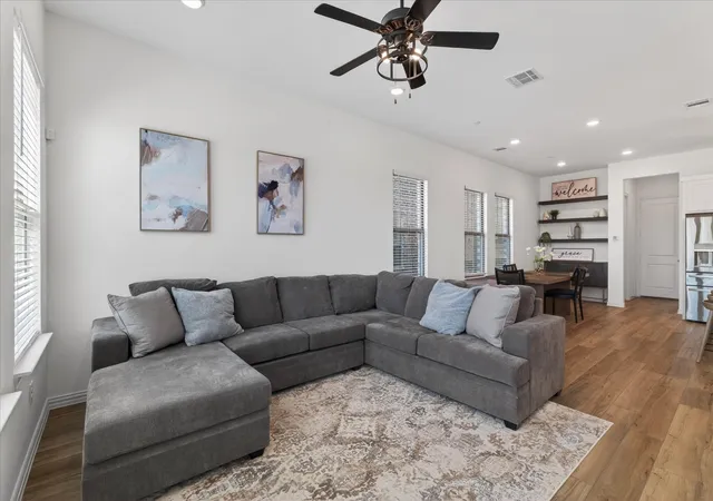 3rd image of 3038 Opera Wy, Sachse, TX 75048 | MLS# 21181885