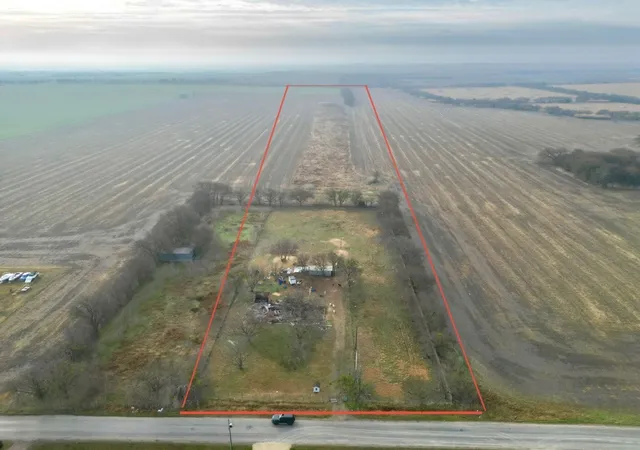Photo 1 of Land for sale at 1607 Nash Howard Rd, Waxahachie, TX 75165 | MLS# 21184537 | Listing updated on 2026-07-11