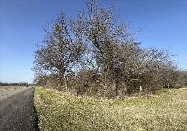 Homes for sale in Gholson, TX | 13700 Gholson Road, Gholson, TX 76705 | MLS# 21184993