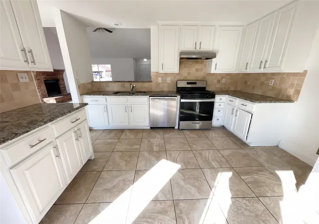 Photo 2 of Sale Pending at 8321 Cloverglen Ln, Fort Worth, TX 76123 | MLS# 21185035 | Listing updated on 2026-07-08