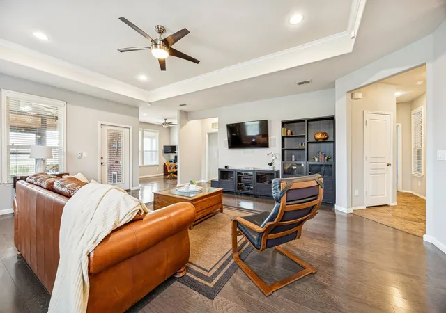Photo 3 of Sale Pending at 383 Balboa Ct, Frisco, TX 75036 | MLS# 21175855 | Listing updated on 2026-07-22