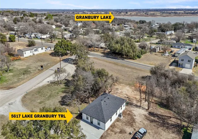 Homes for sale in Granbury, TX | 5619 Lake Granbury Trail, Granbury, TX 76048 | MLS# 21184941