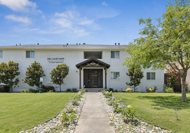 2nd image of 5009 5015 Bryan St, Dallas, TX 75206 | MLS# 21185076