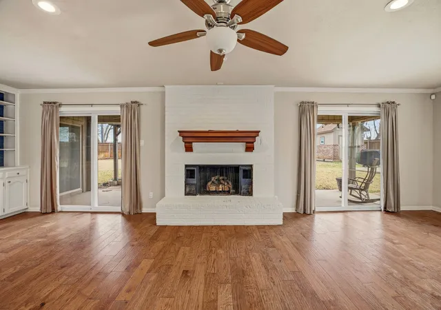Photo 3 of Single family home for sale at 7115 Westover Dr, Granbury, TX 76049 | MLS# 21184566 | Listing updated on 2026-08-27