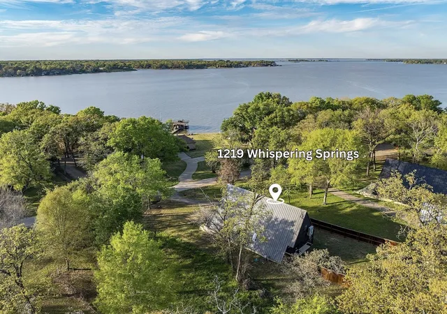 Homes for sale in Tool, TX | 1219 Whispering Springs Dr, Tool, TX 75143 | MLS# 21181458