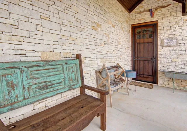 Homes for sale in Graford, TX | 460 Turnberry Loop, Graford, TX 76449 | MLS# 21184478