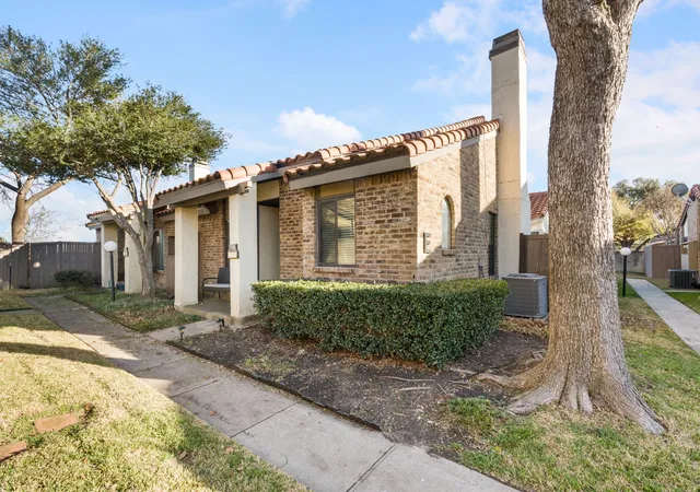 Homes for sale in Richardson, TX | 821 Dublin Dr #153, Richardson, TX 75080 | MLS# 21184907
