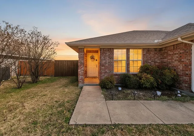 Photo 1 of Multi family home for sale at 1179 Greywood Dr, Van Alstyne, TX 75495 | MLS# 21182701 | Listing updated on 2026-07-15